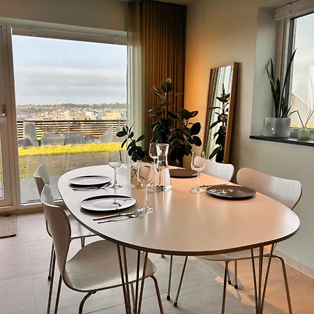 Basement Apartment With Sea View Haugesund Exterior photo